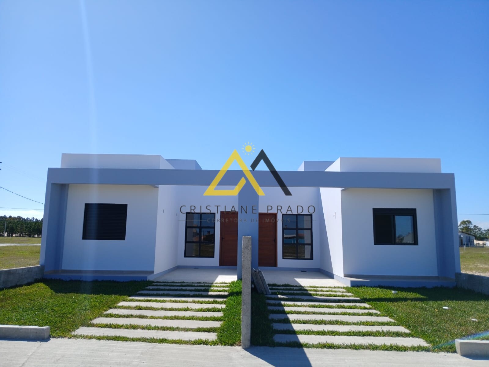 Casa geminada à venda no bairro Novo Jardim, Balneário Gaivota/SC código 17