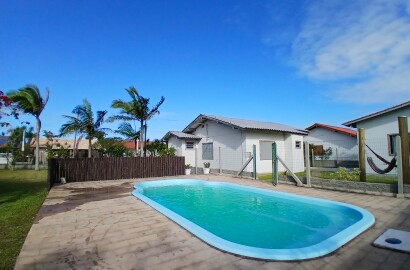 Casa à venda no bairro Turimar, Balneário Gaivota/SC código 12