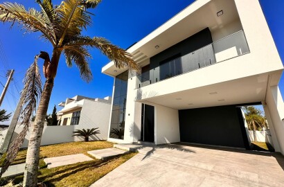 Casa alto padrão à Venda Passo de Torres -SC Código 24